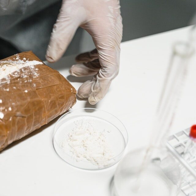 How to cook crack Cocaine